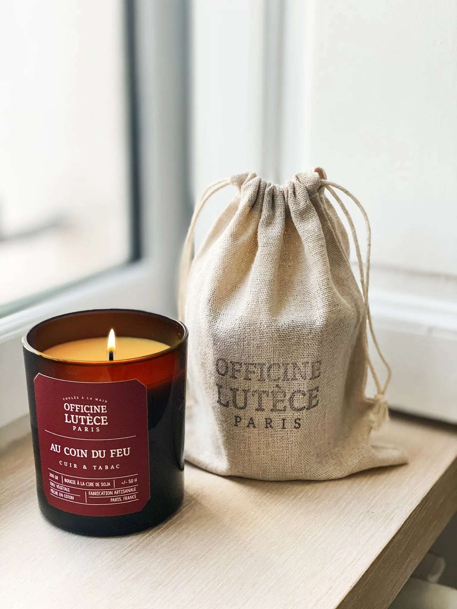 Bougie Parfumée "Au Coin du Feu" - Cuir et Tabac Officine Lutèce