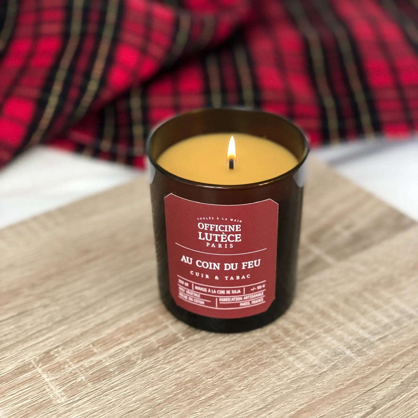 Bougie Parfumée "Au Coin du Feu" - Cuir et Tabac Officine Lutèce