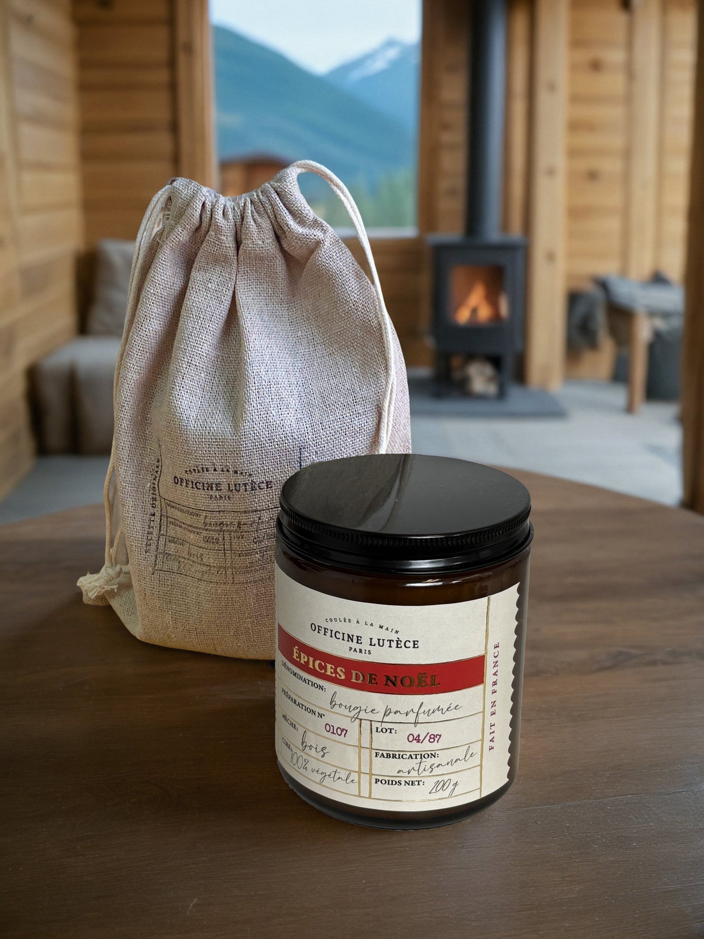Bougie parfumée Épices de Noël Officine Lutèce