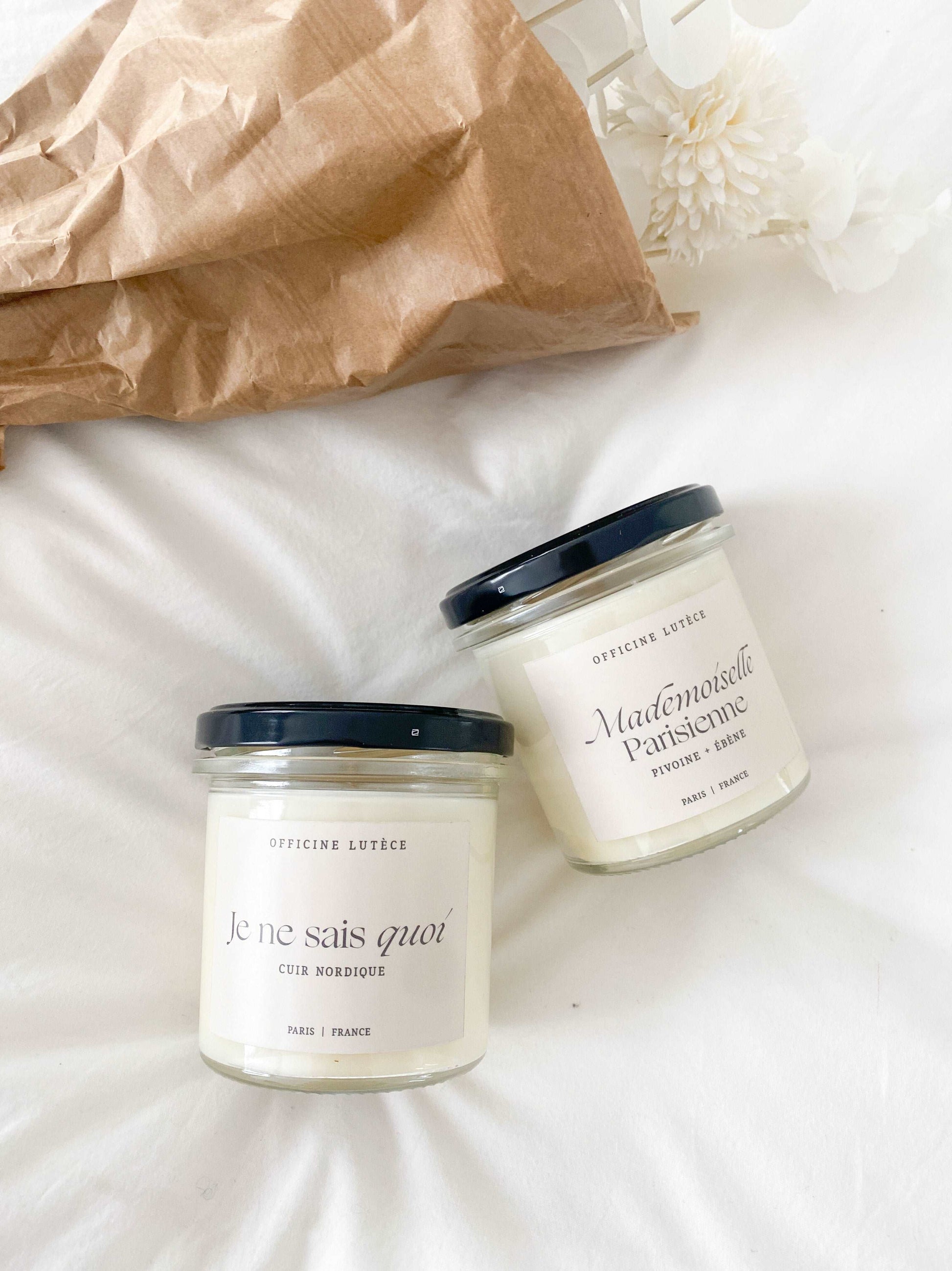 Bougie "Mademoiselle Parisienne" -  Pivoine + Ébene Officine Lutèce