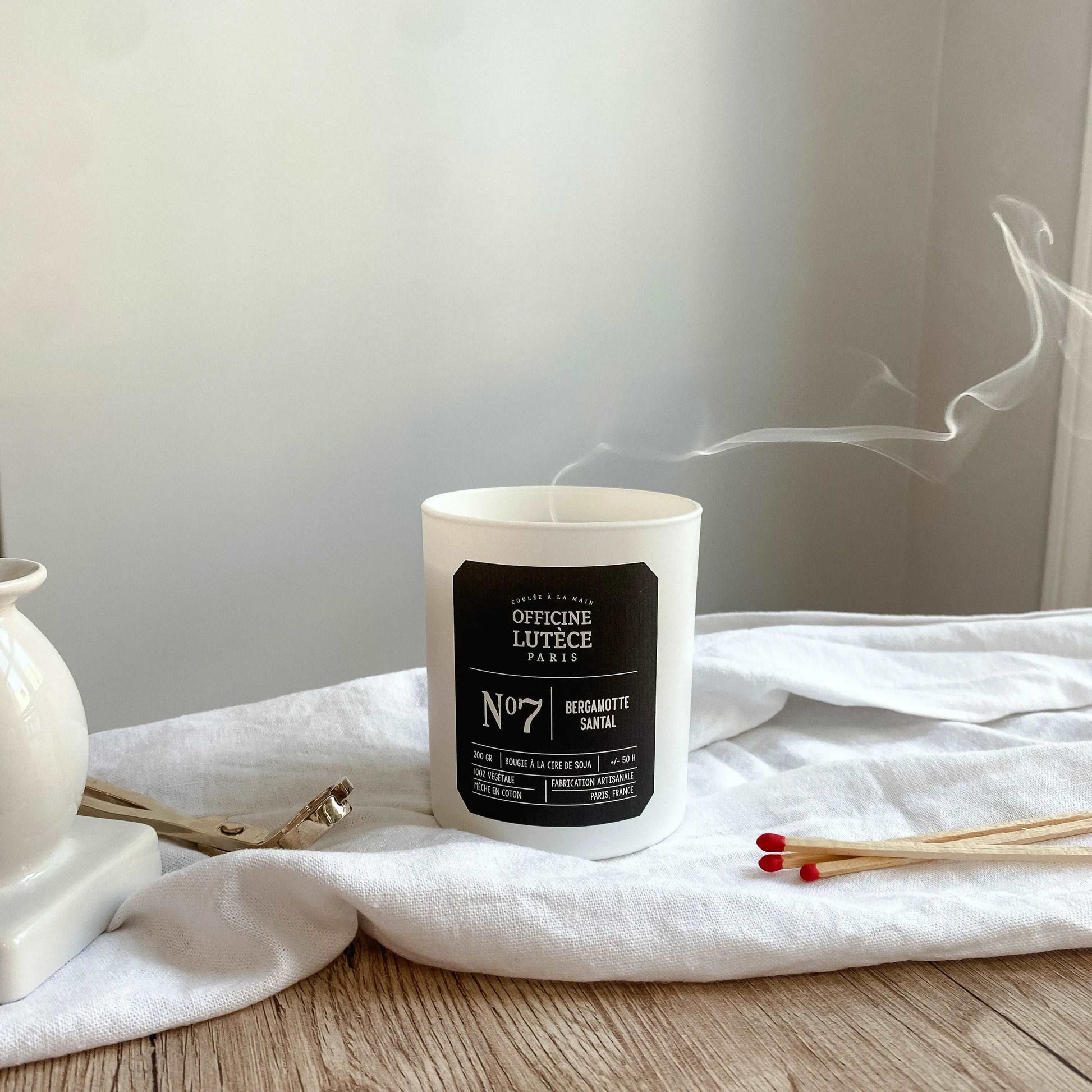 Bougie parfumée N°7 Bergamote Santal Officine Lutèce