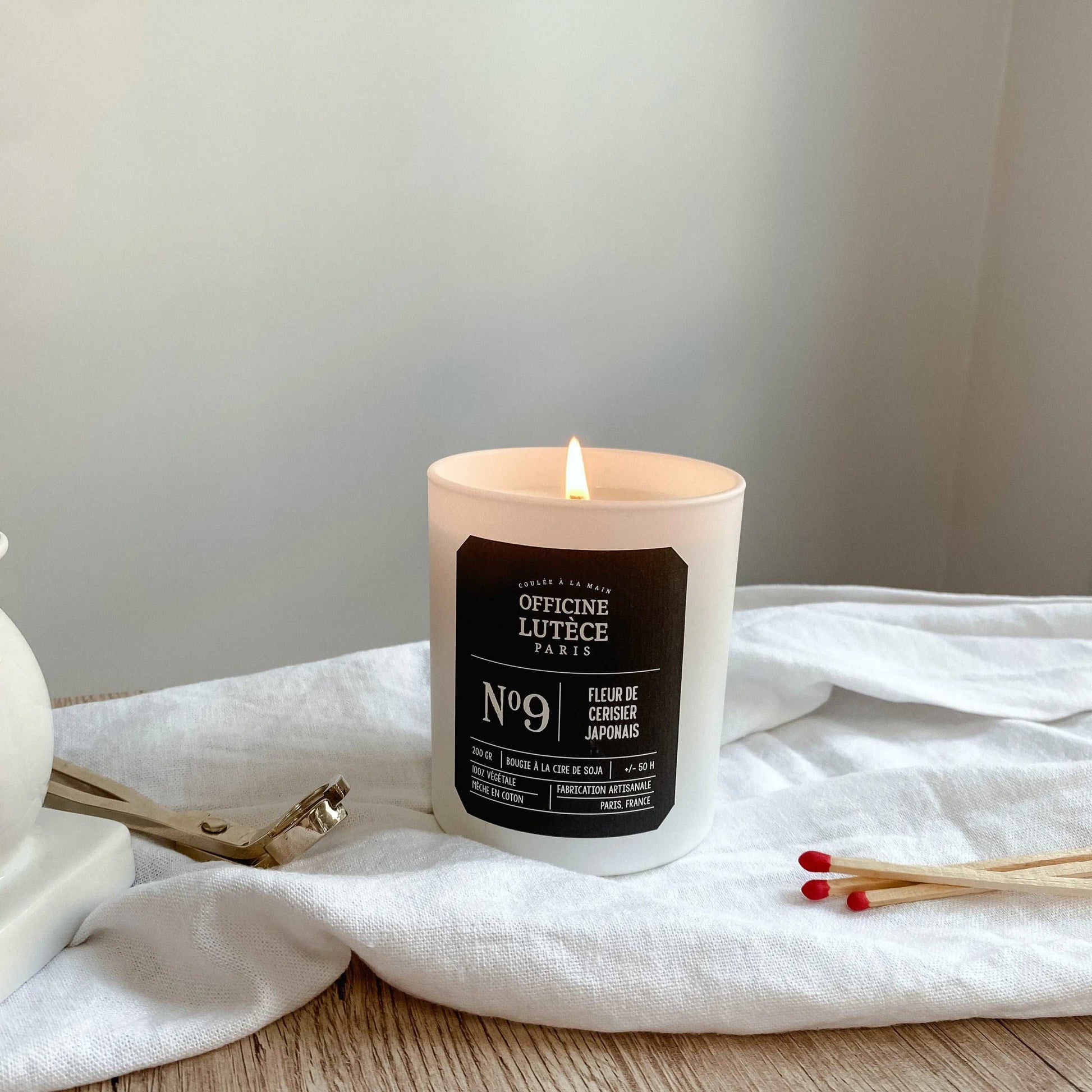 Bougie parfumée N°9 Fleur de Cerisier Officine Lutèce