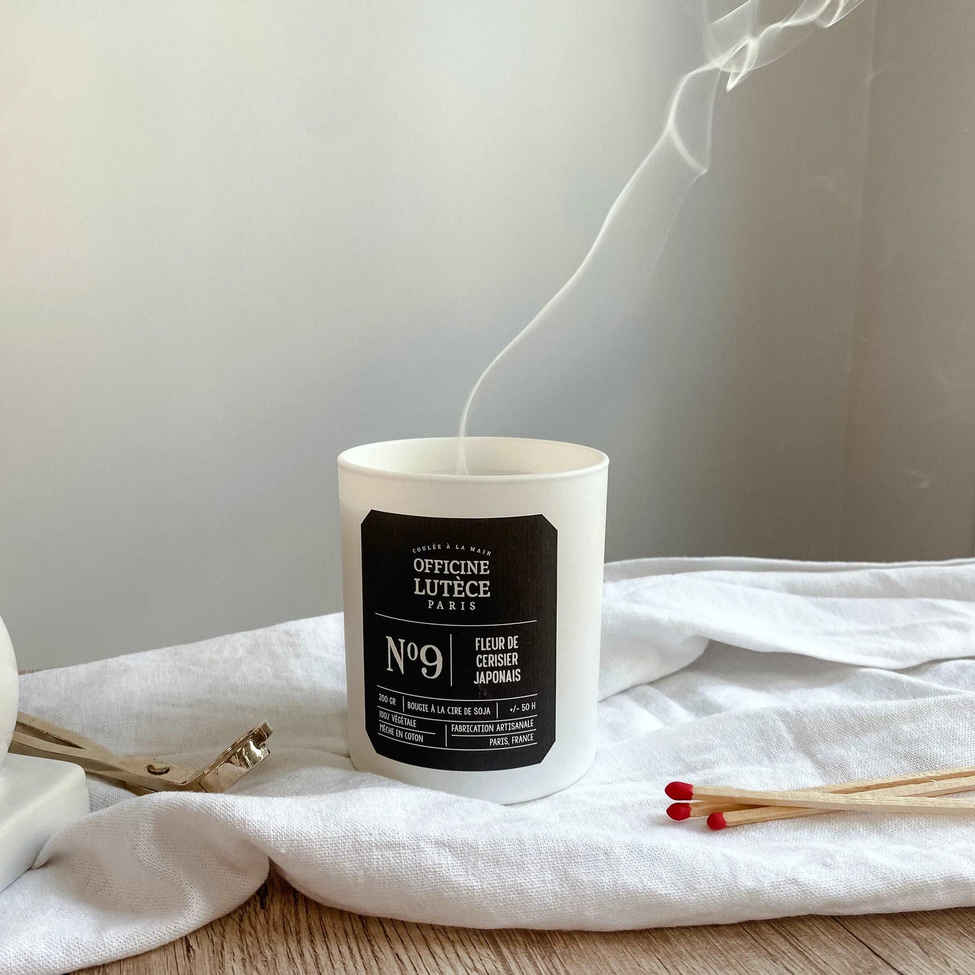 Bougie parfumée N°9 Fleur de Cerisier Officine Lutèce