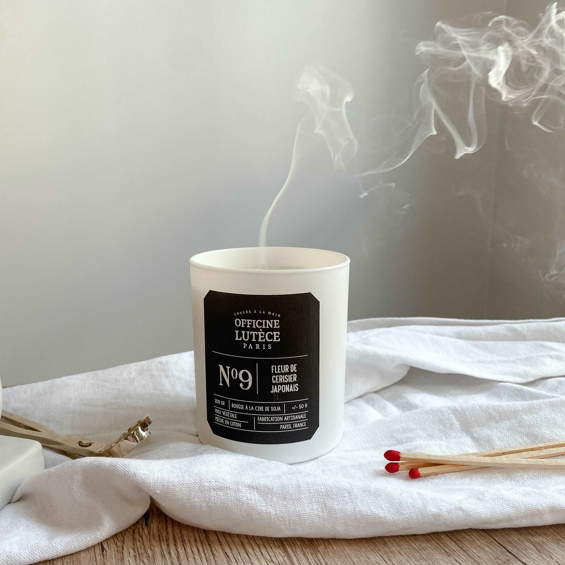 Bougie parfumée N°9 Fleur de Cerisier Officine Lutèce