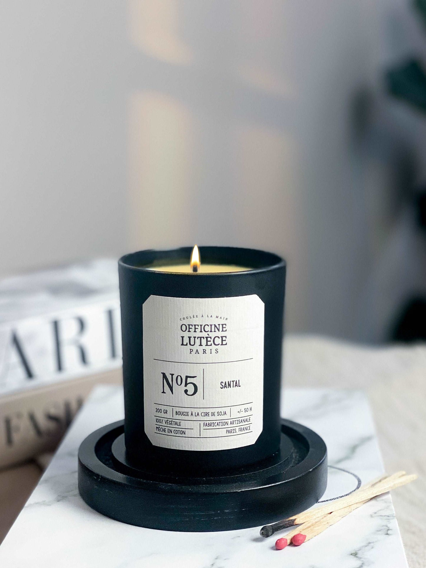 Bougie Parfumée N°5 Santal Officine Lutèce