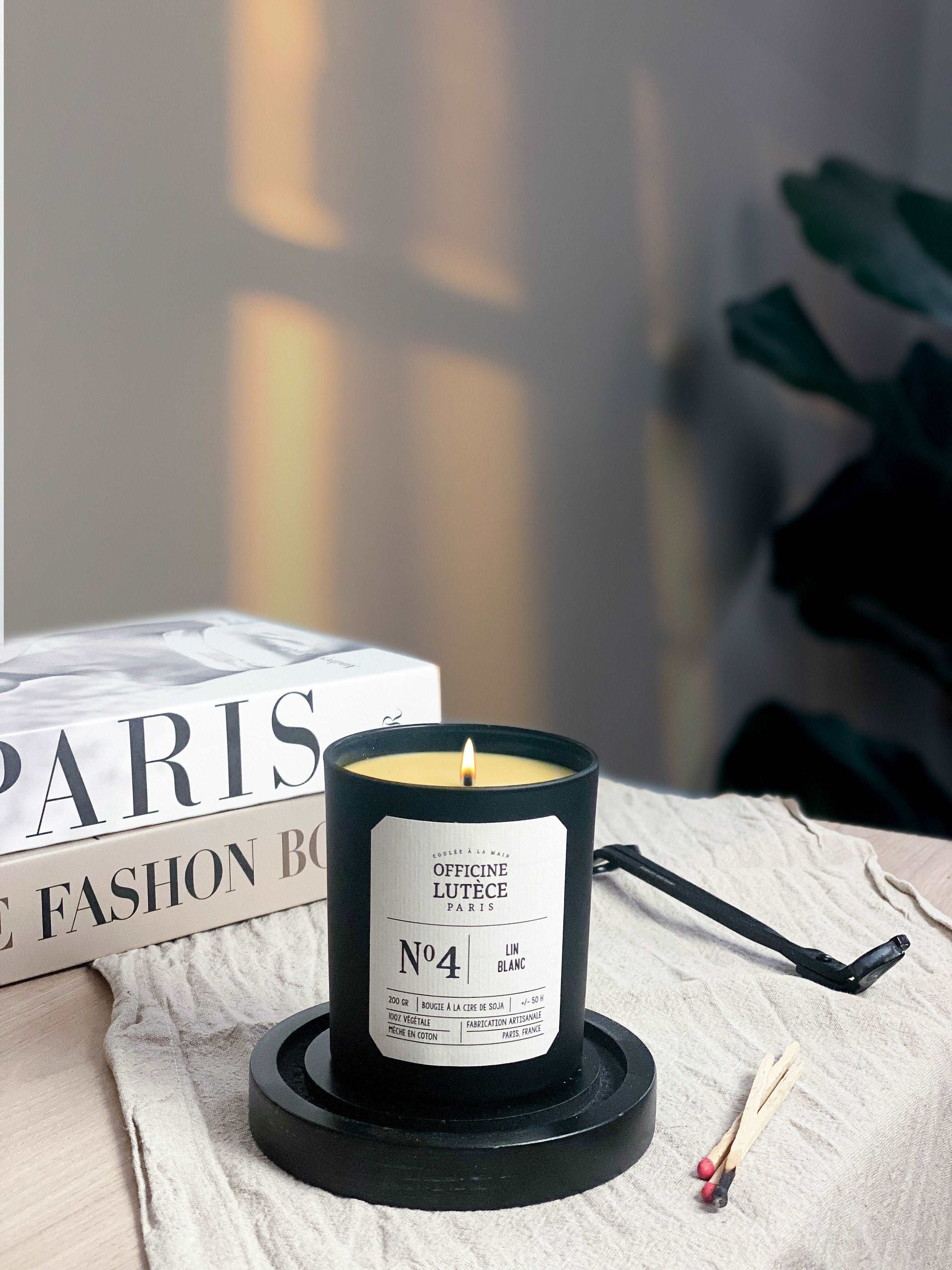 Bougie Parfumée Nº4 Lin Blanc Officine Lutèce