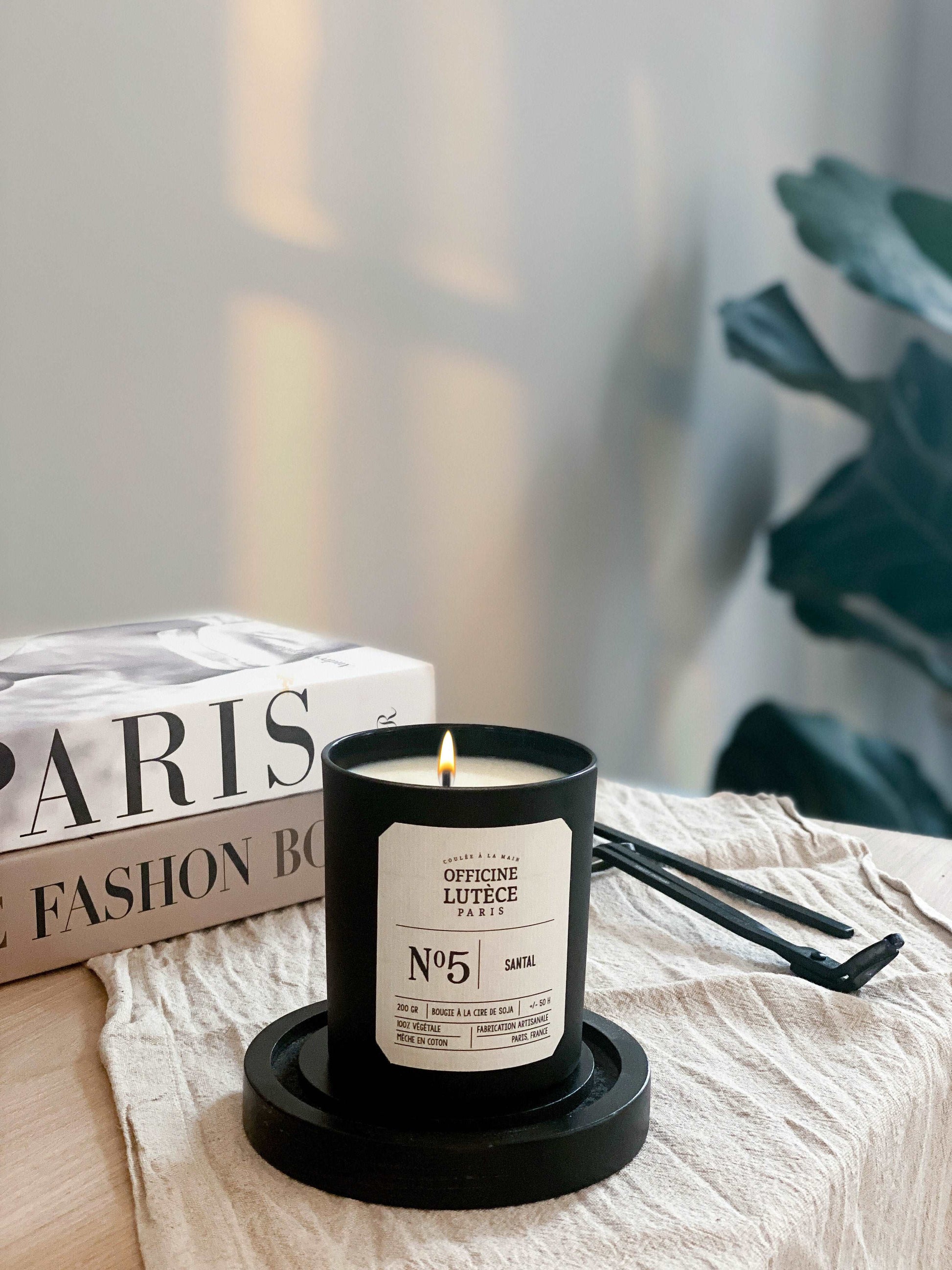 Bougie Parfumée N°5 Santal Officine Lutèce